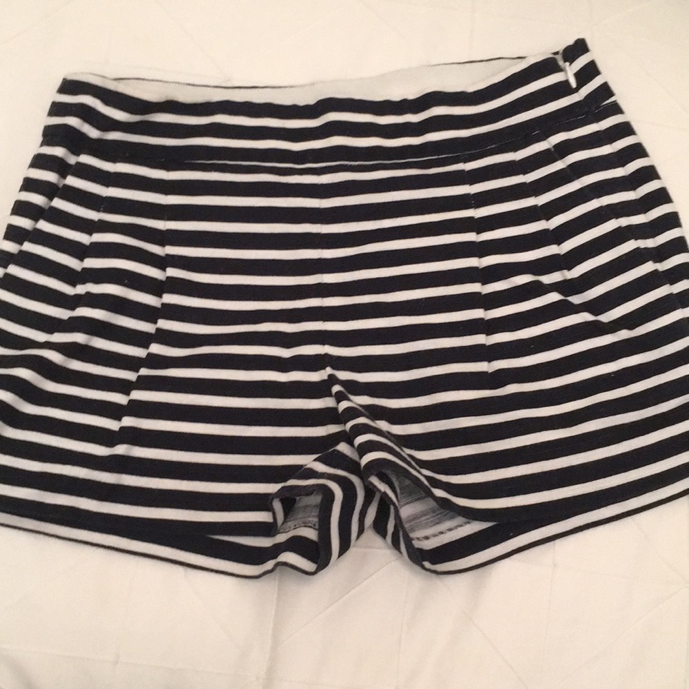 J. Crew Chino Shorts - Picture 2 of 6